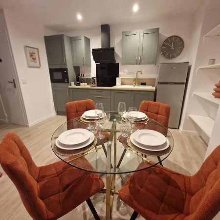 Διαμέρισμα Alex&chris *